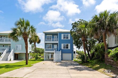 220 Sunrise Dr, Gulf Shores, AL, 36542-6424 | Card Image