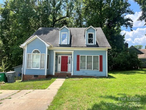 1304 Newfoundland Ct, Charlotte, NC, 28214-2356 | Card Image