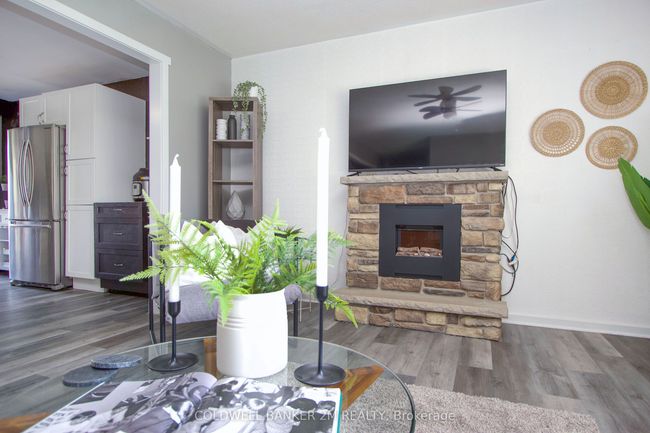 27 Anne St, House other with 4 bedrooms, 2 bathrooms and 6 parking in Millbrook ON | Image 6