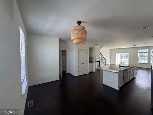 7805 Cherrel Brooks Way, ELKRIDGE, MD, 21075 | Card Image