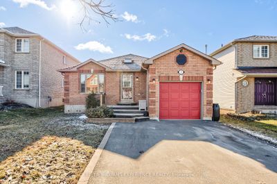 17 Benjamin Lane, House other with 3 bedrooms, 2 bathrooms and 3 parking in Barrie ON | Image 1