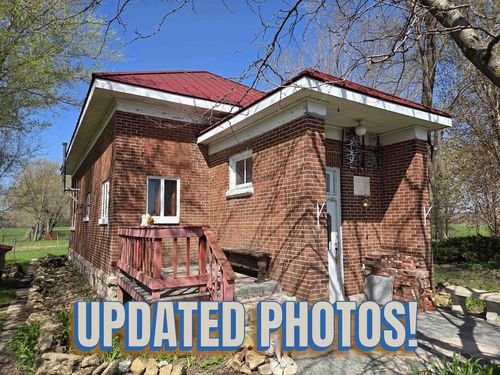 7610 N Prairie Rd, MUSCODA, WI, 53573-8921 | Card Image
