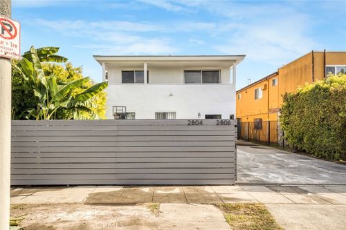 2806 S Norton Avenue, Los Angeles, CA, 90018 | Card Image