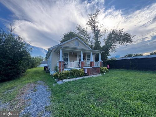 102 Hillcrest Dr, FREDERICKSBURG, VA, 22401-4008 | Card Image