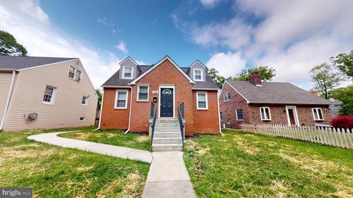 724 Overbrook Rd, BALTIMORE, MD, 21212-2105 | Card Image