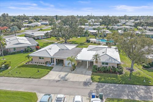 704-3286 Brunswick Ln, SARASOTA, FL, 34239-5729 | Card Image