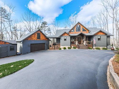 208 Weeks Dr, Ellijay, GA, 30540-2594 | Card Image