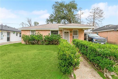 623 Grove Ave, Harahan, LA, 70123-3840 | Card Image