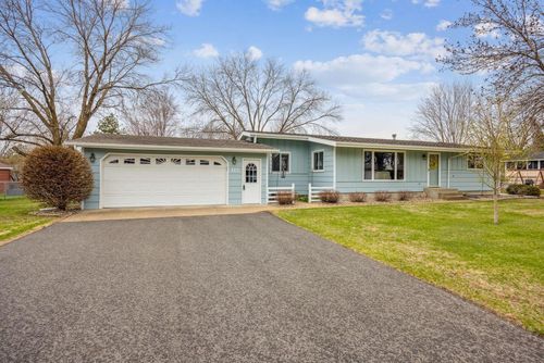 117 17th Ave Se, Saint Joseph, MN, 56374-9710 | Card Image