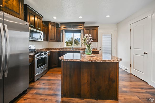 8050 W 1900 N, House other with 3 bedrooms, 2 bathrooms and 2 parking in Mendon UT | Image 8