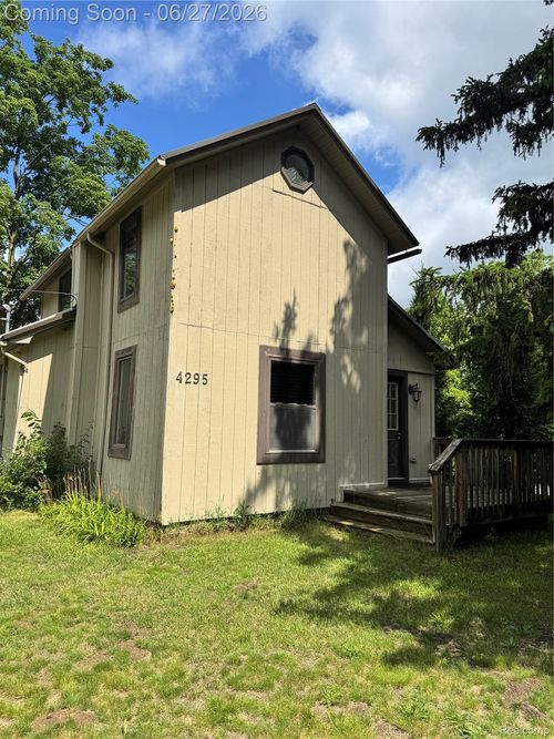 4295 Meridian Rd, Okemos, MI, 48864-3125 | Card Image