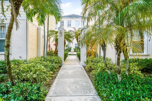 313-276 Murcia Dr, Jupiter, FL, 33458-2749 | Card Image