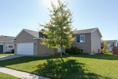 5920 Belfry Ln Nw, Rochester, MN, 55901-2248 | Card Image