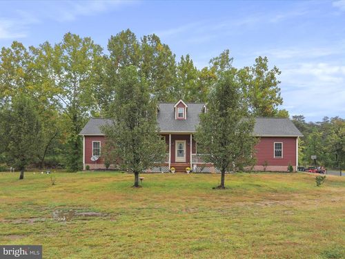 5708 Strasburg Rd, STRASBURG, VA, 22657-5136 | Card Image