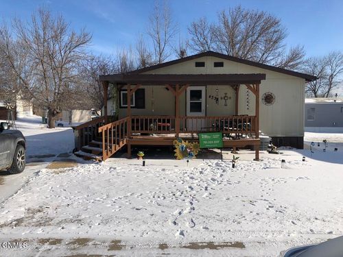 4333 Hale Ln, Bismarck, ND, 58503-7856 | Card Image