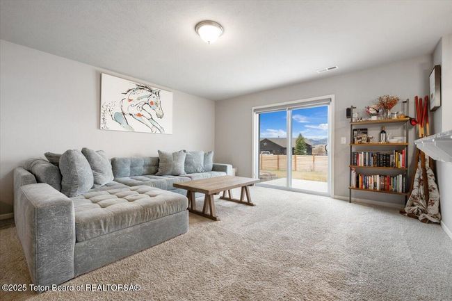 365 Little Greys Loop, House other with 4 bedrooms, 3 bathrooms and null parking in Etna WY | Image 11
