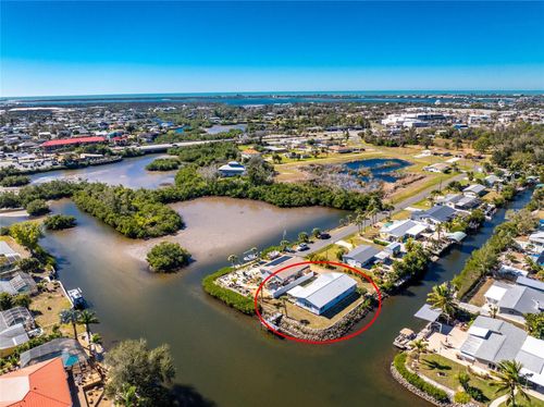 1082 Haste Ln, ENGLEWOOD, FL, 34223-4449 | Card Image