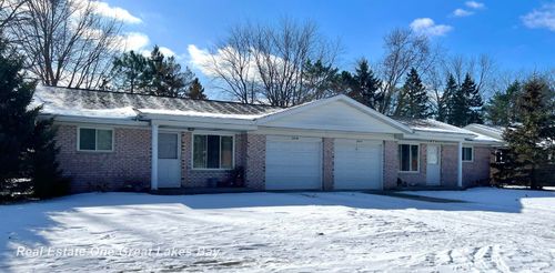 3325/3327 Saxton Drive, Saginaw Charter Township, MI, 48603 | Card Image