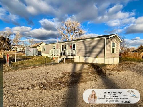527 N 2nd St, Douglas, WY, 82633 | Card Image