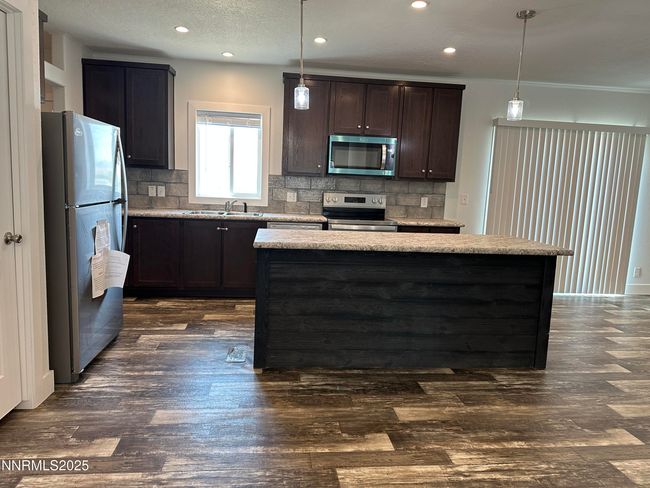7740 Beas View Dr, House other with 3 bedrooms, 2 bathrooms and 2 parking in Winnemucca NV | Image 4