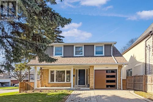 190 Northwood Dr, Toronto, ON, M2M2K4 | Card Image