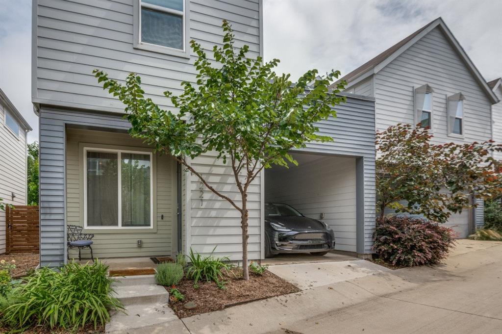 Clifftop Ln, Dallas, TX 75208
