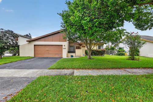 3857 Nw 1st Pl, Deerfield Beach, FL, 33442-8007 | Card Image