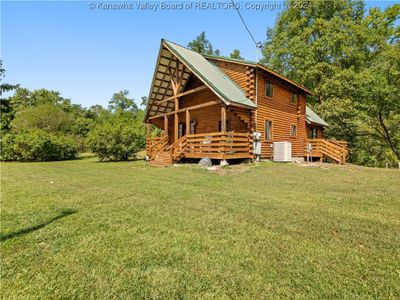 5022 New River Road, House other with 2 bedrooms, 2 bathrooms and null parking in Hinton WV | Image 1