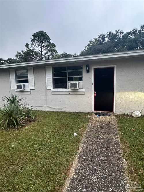 apt-9-671 E Olive Rd, Pensacola, FL, 32514-3942 | Card Image