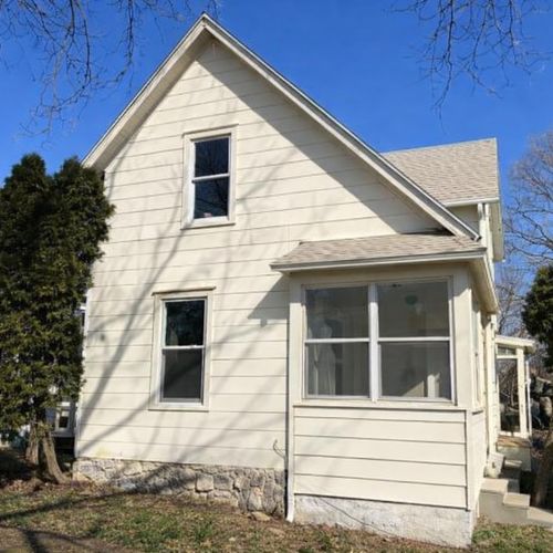 141 Bates St, Jackson, MI, 49202-3601 | Card Image