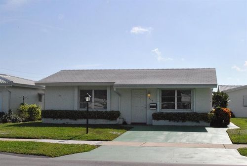 806 Ocean Dr, Boynton Beach, FL, 33426-4357 | Card Image