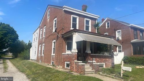 724 Tose St, BRIDGEPORT, PA, 19405-1749 | Card Image