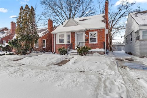 9135 Prest St, Detroit, MI, 48228-2207 | Card Image