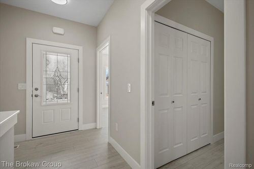 3369 Meadowridge Ct, Davison, MI, 48423-8451 | Card Image