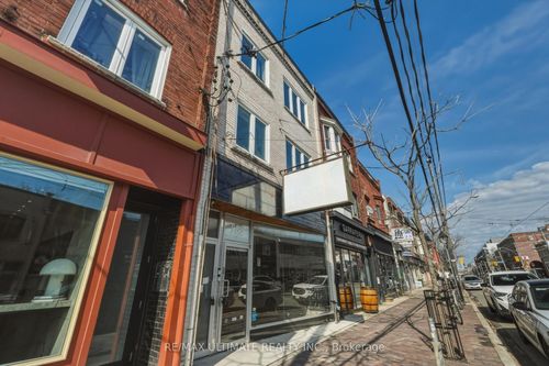 968 College Street, Toronto, ON, M5H1A5 | Card Image