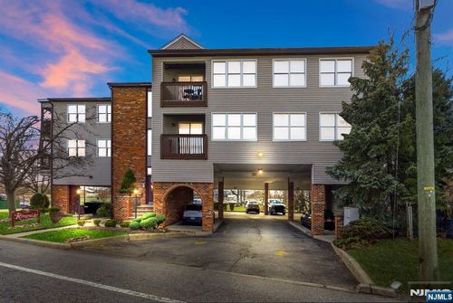 779 Riverside Ave, Lyndhurst, NJ, 07071-3059 | Card Image