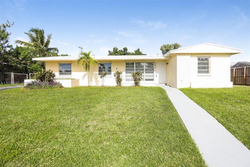 16025 Sw 99th Ave, Miami, FL, 33157-3237 | Card Image