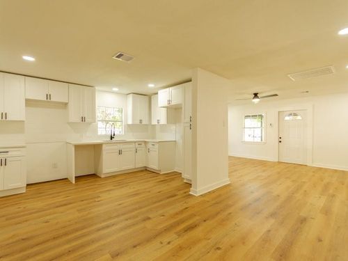 6802 Eastwood St, Houston, TX, 77021-5022 | Card Image