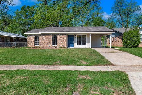 3986 Stuart Ave, Bossier City, LA, 71112-3766 | Card Image