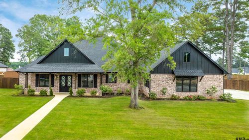 145 Waterflow Ln, Longview, TX, 75602-1166 | Card Image