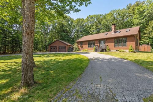 108 Hart Road, Warren, ME, 04864 | Card Image