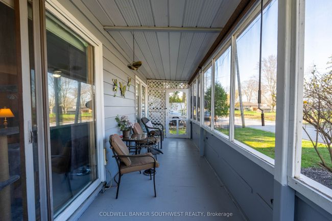 479 William St, House other with 3 bedrooms, 3 bathrooms and 4 parking in Saint Clair ON | Image 5