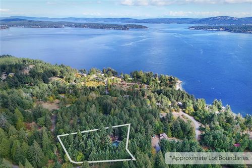 119 Creekside Dr, Salt Spring Island, BC, V8K2E4 | Card Image