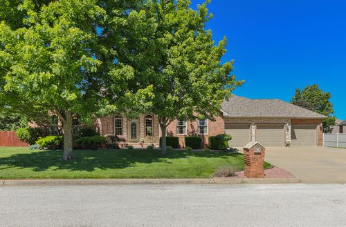 1361 S Charles Pl, Bolivar, MO, 65613-2221 | Card Image
