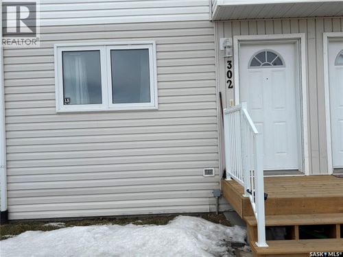 851 Chester Rd, Moose Jaw, SK, S6J0A4 | Card Image