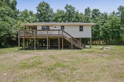11052 Wilson St, Bay Saint Louis, MS, 39520-9178 | Card Image