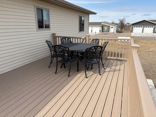 Outside Deck | Image 45