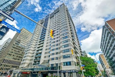 205 - 199 Kent St, Condo with 2 bedrooms, 1 bathrooms and 2 parking in Ottawa ON | Image 1