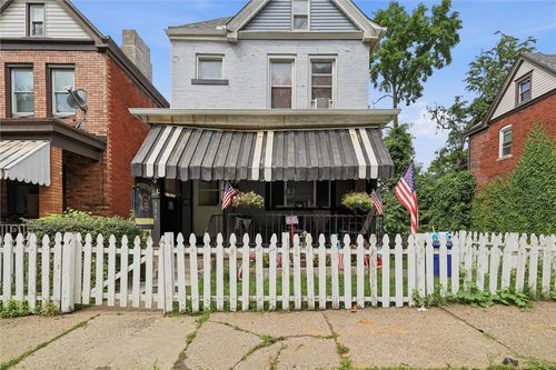 333 Arabella St, Pittsburgh, PA, 15210-2003 | Card Image