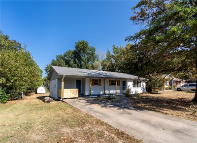 219 Jan Lynn Street, House other with 4 bedrooms, 1 bathrooms and null parking in Siloam Springs AR | Image 1